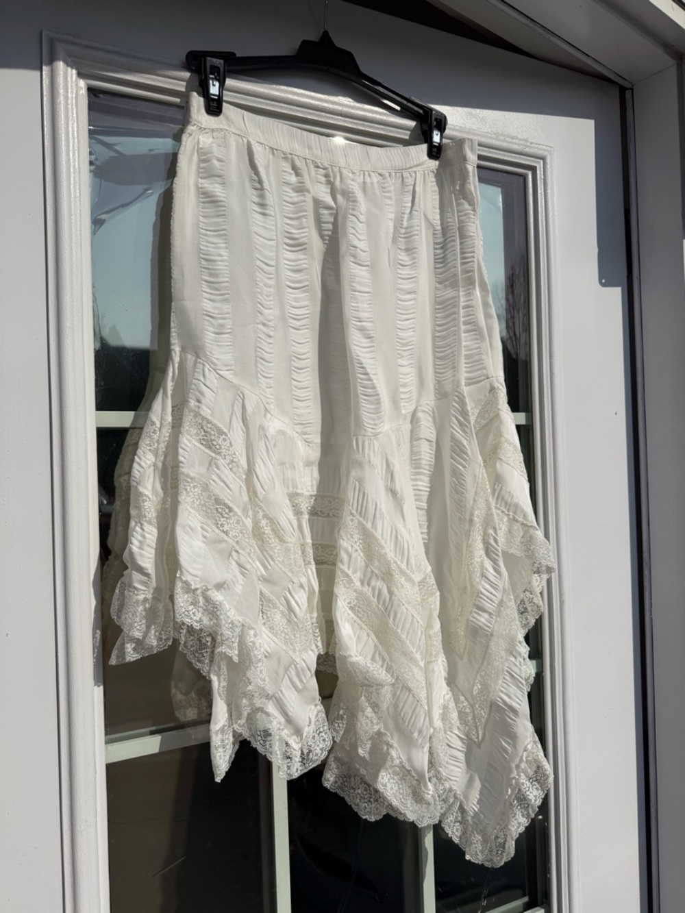 Philosophy di Lorenzo Serafini Runway Asymmetrical Lace-Trim Ruffle Skirt - Picture 3 of 6